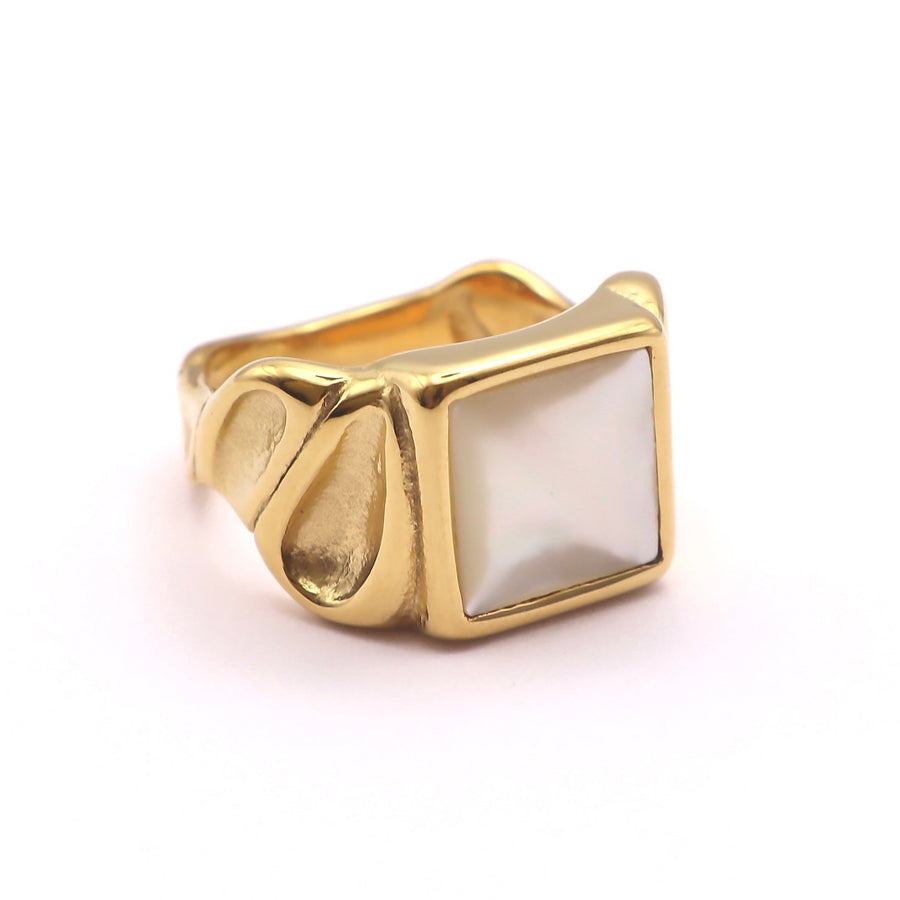 White Pearl Ring